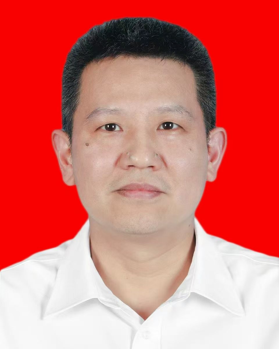 方胜杰.jpg