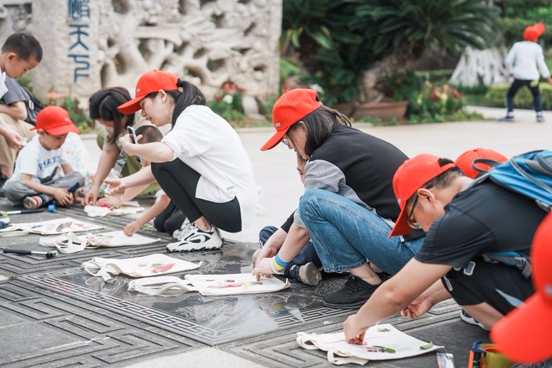 植物拓印（李国良 摄）.jpg