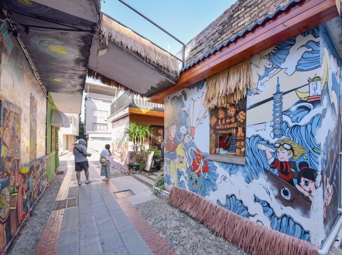 集美街道围绕“街区+学区+景区”发展主线，全力打造具有历史文化特色的中国式现代化城中村。（林志杰摄影） (5 - 19).jpg