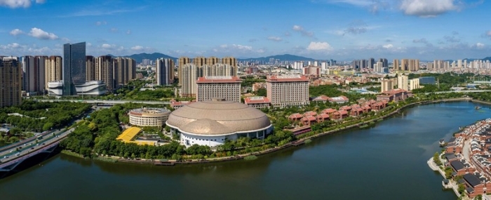 集美区文化演艺产业蓬勃发展,图为灵玲国际马戏城1(拍摄 林志杰).jpg