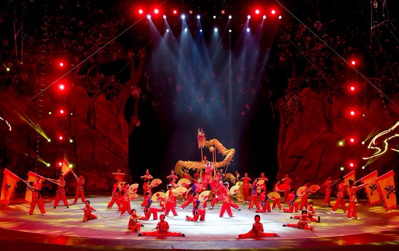 第六届马戏春晚现场1（主办方供图）.JPG