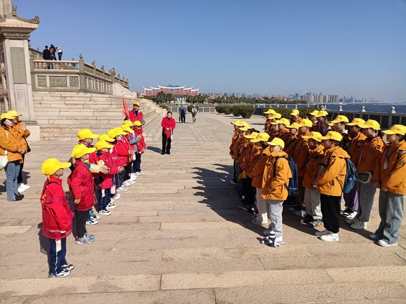 寧夏涇源小記者與《集美報》嘉庚書房小記者面對面唱歌、吟詩 （謝禎 攝）.jpg