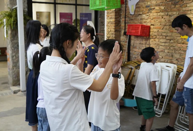 两岸乡村亲子学院课堂开课-基地供图.png